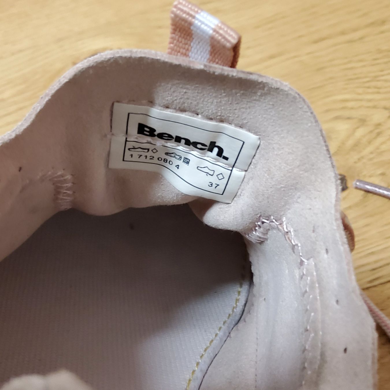 Bench Scarpe da donna: Bench: coole Sneaker – Usato da Naters venduto da 3904Naters 8