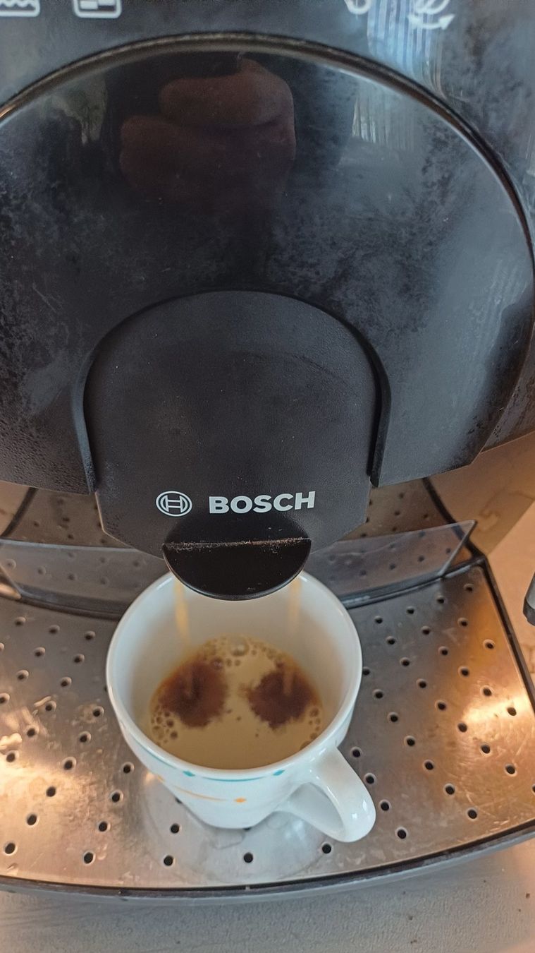 Bosch Macchine per caffè & Macchine per espresso: Kaffeemaschine Vollautomat Bosch Kaffee – Difettoso da Degersheim venduto da Alphi 4
