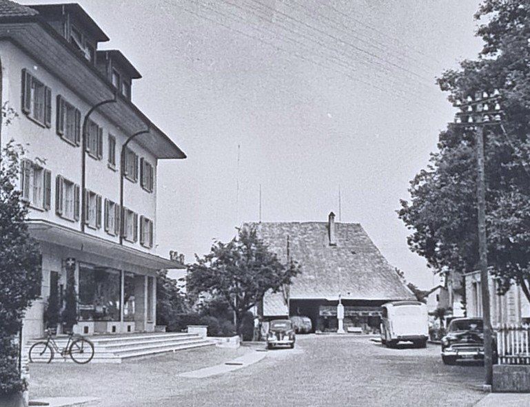 Ansichtskarten: Utzenstorf - Post - Postauto - Dorfstrasse – Gebraucht aus Rothrist von RROENK 1