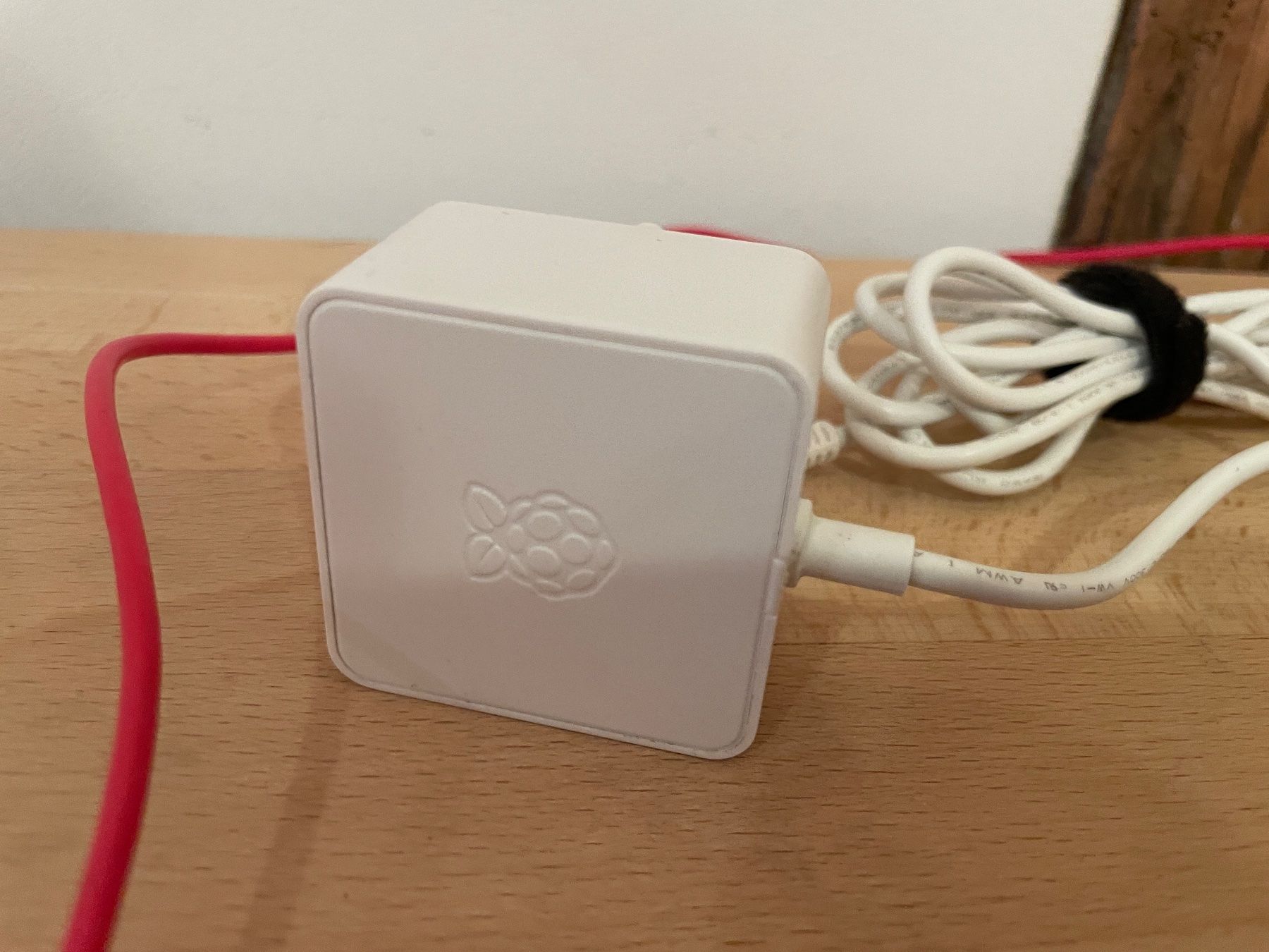 Raspberry Pi PCs: Raspberry Pi 400 Set mit Originalzubehör – Gebraucht aus Pfungen von gilbertfr 2