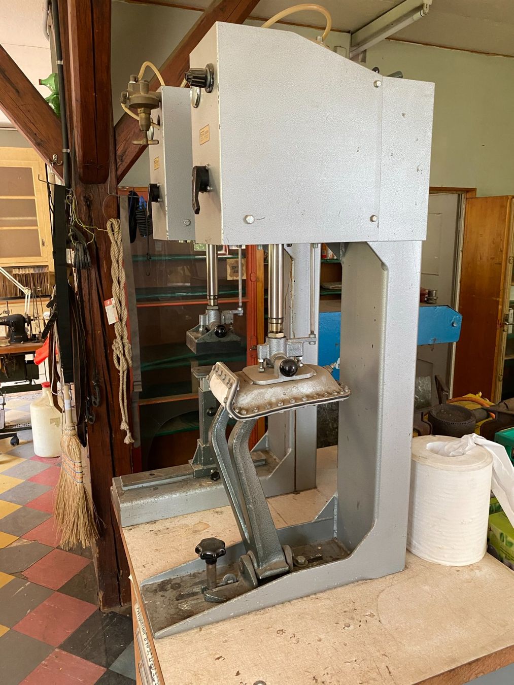 Toutes les machines: Fehag Schuhpresse – D'occasion à Kriessern par schwedenstahl_fan 3