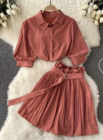 Sommerliches Set: Rock und Bluse, Grösse S, Nie getragen