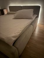 Polsterbett Beige – Samtoptik – mit LED