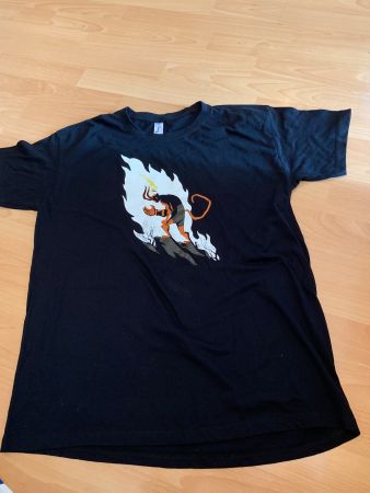 Joli t-shirt Hellboy t. L noir
