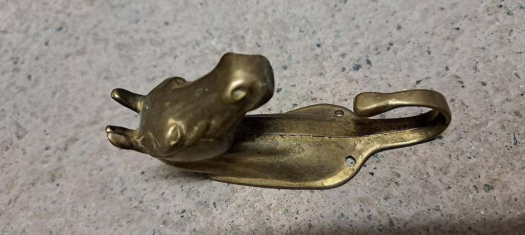 Guardaroba: Kleiderhaken Messing  Pferdekopf Antik – Usato da Wädenswil venduto da mh012 1