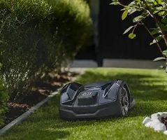 Husqvarna Automower® 305E NERA neu und original verpackt