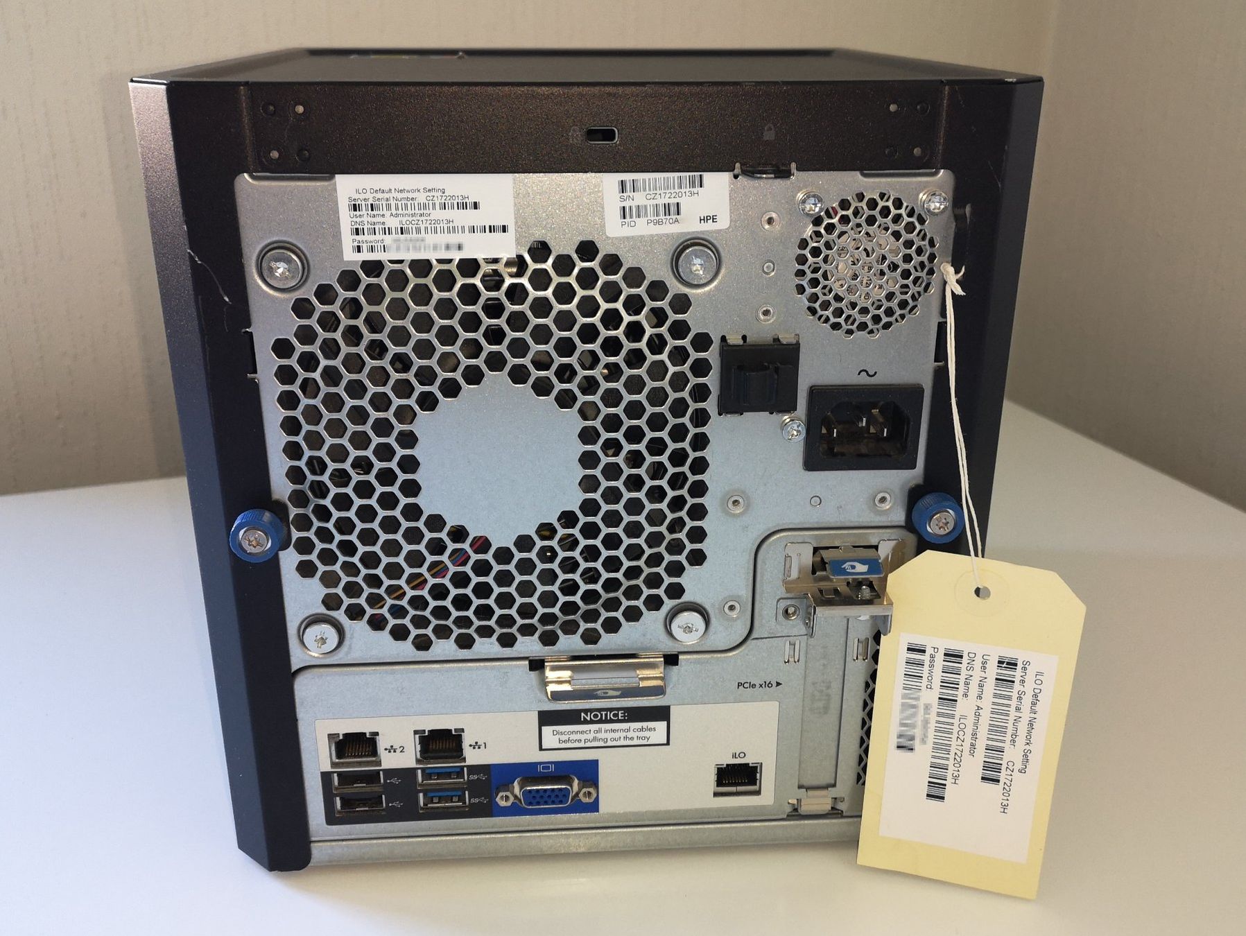 Hewlett Packard Server: HP ProLiant MicroServer Gen8 16GB – Usato da Lausanne venduto da Conradind 1