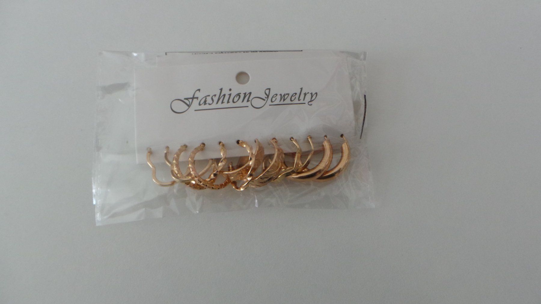 Ohrringe & -stecker: 6 Paar Kreolen goldfarbig – Neu und originalverpackt aus Flamatt von Tattoo18