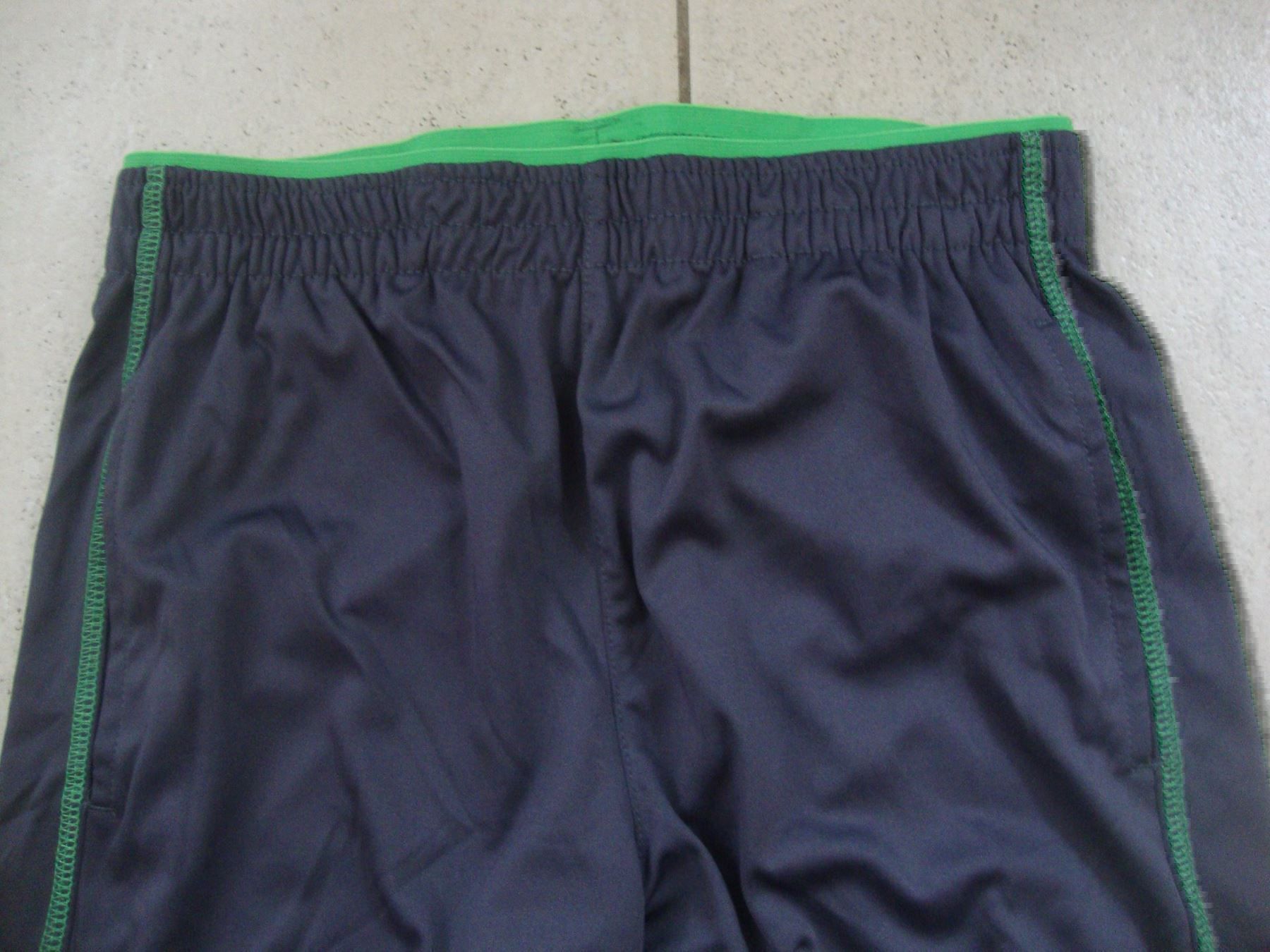 Asics Hosen: ASICS SPORT HOSE GR.158-164 – Gebraucht aus Rotkreuz von Samballi 2