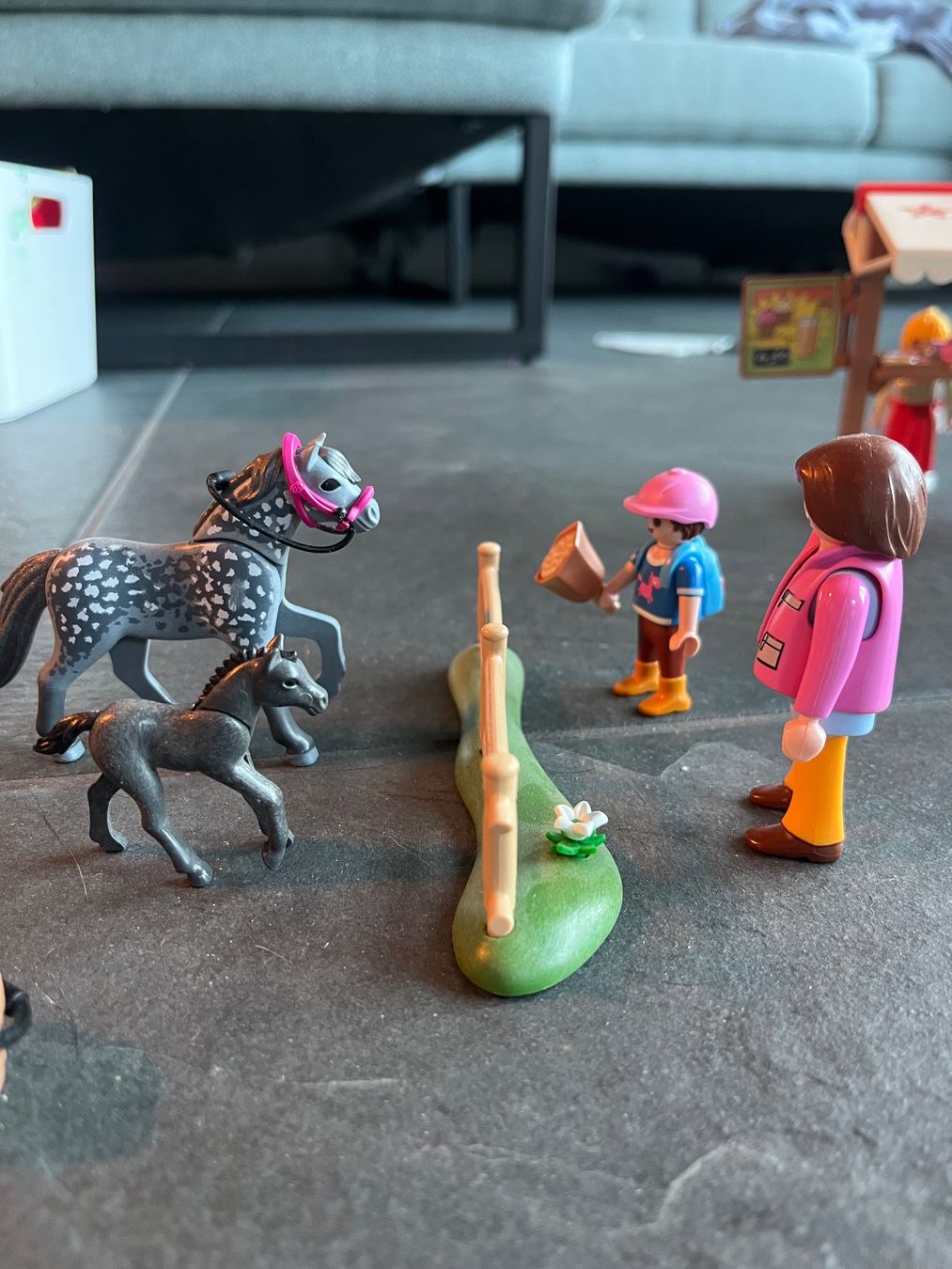 Playmobil Giocattoli: Playmobil Country Cafe – Usato da Densbüren venduto da rockyracoon83 1