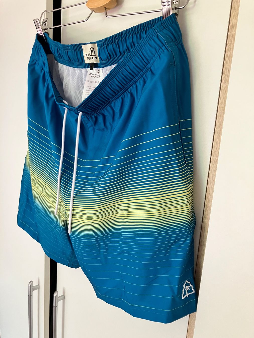 Costumi da bagno: Neue Bade Hose Marke Beach Mountain Grösse L – Nuovo (secondo la descrizione) da Winterthur venduto da simba1983 2