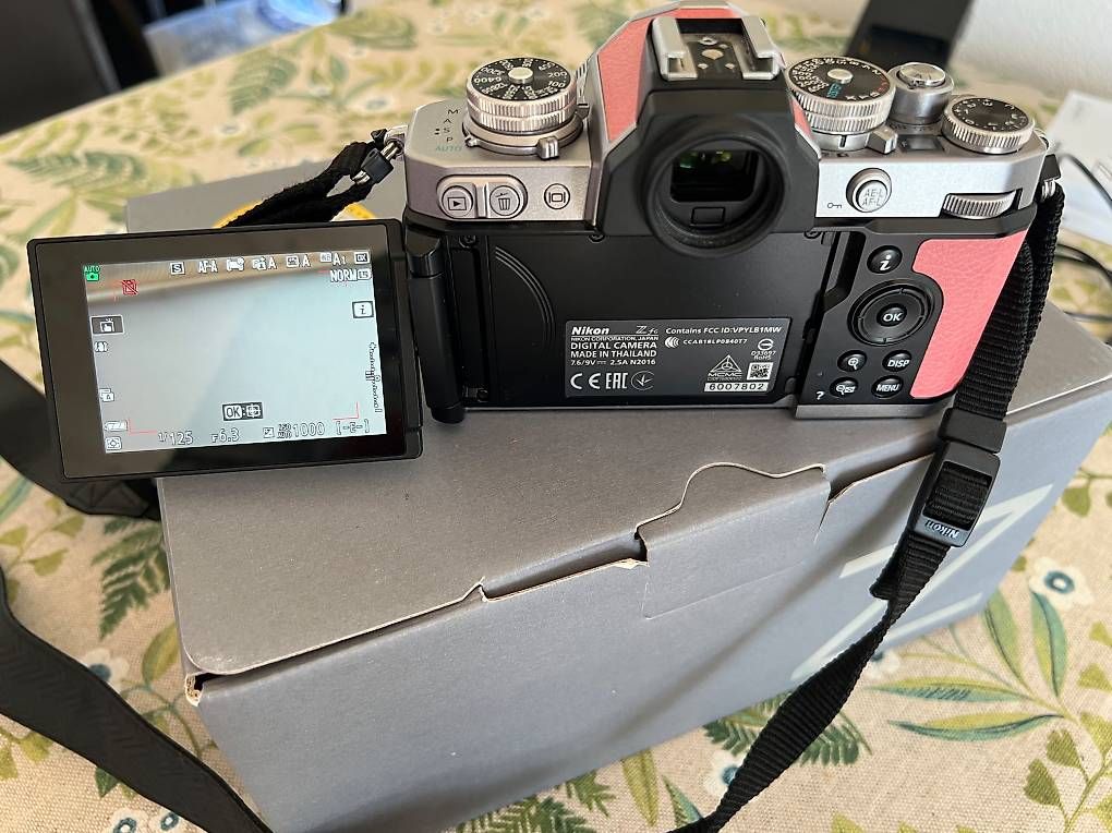Kamera: Nikon zfc – Gebraucht aus Reichenbach i. K. von Nikon4 1
