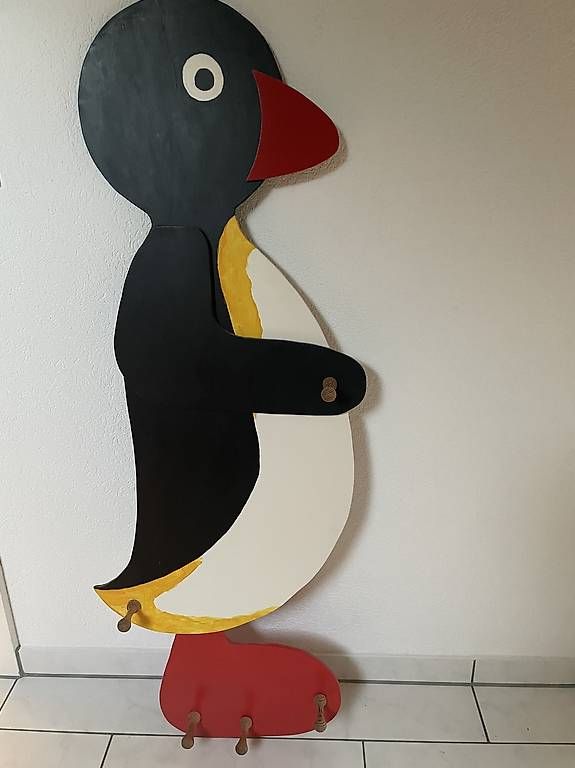 Guardaroba: Kinder Pingu Garderobe – Usato da Schmitten FR venduto da Zimtstengel 3