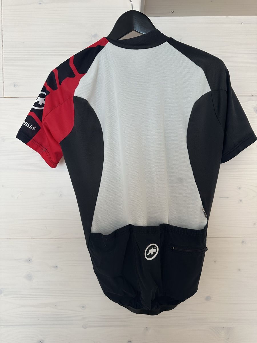 Assos Canottiere & Pantaloni: Maillot cyclisme Assos Mille Evo7 été - Taille M – Usato da Lugnorre venduto da Steph_4 1