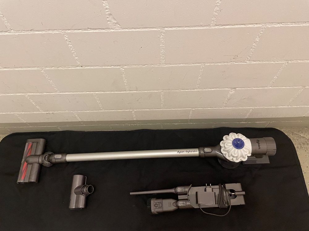 Dyson V6 digital slim Handstaubsauger Kaufen auf Ricardo