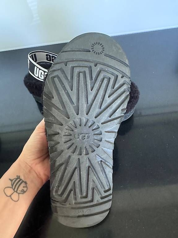 Ugg Scarpe da donna: UGG Fluffita gr. 37 – Nuovo (secondo la descrizione) da Vogelsang AG venduto da sabinissima 2