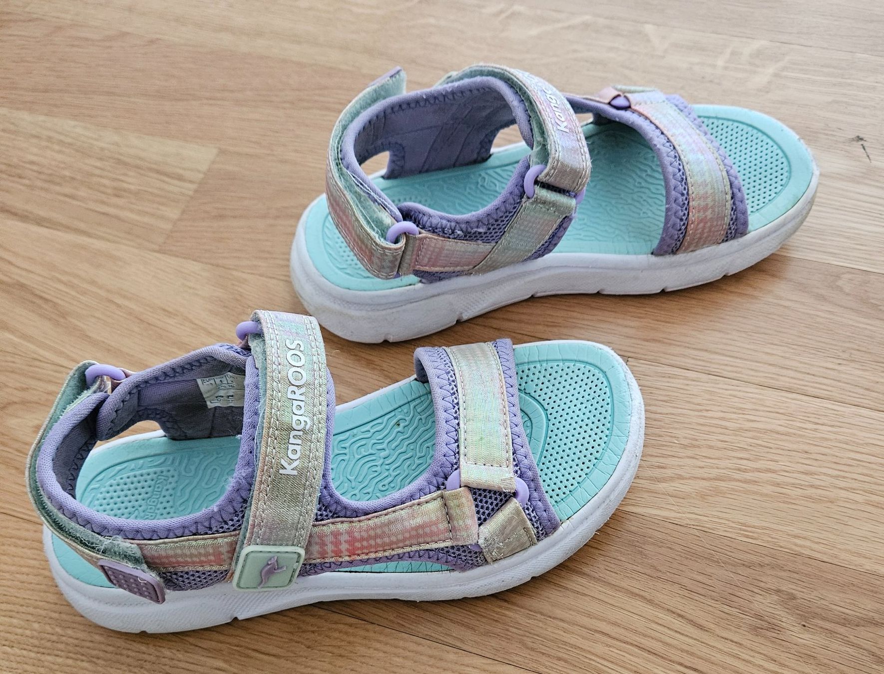 Scarpe per ragazze: KangaROOS Sandalen, Mädchen, Gr. 33, gebraucht – Usato da Bellach venduto da RE-NA 1