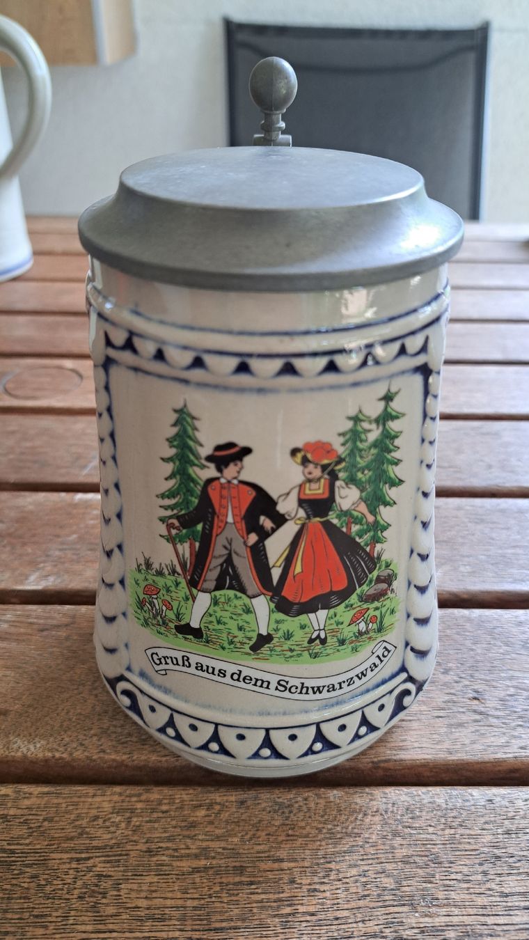 Alle Dekorationen: Gerz Bierkrug Schwarzwald - Zinndeckel – Gebraucht aus Reinach AG von sic02 1
