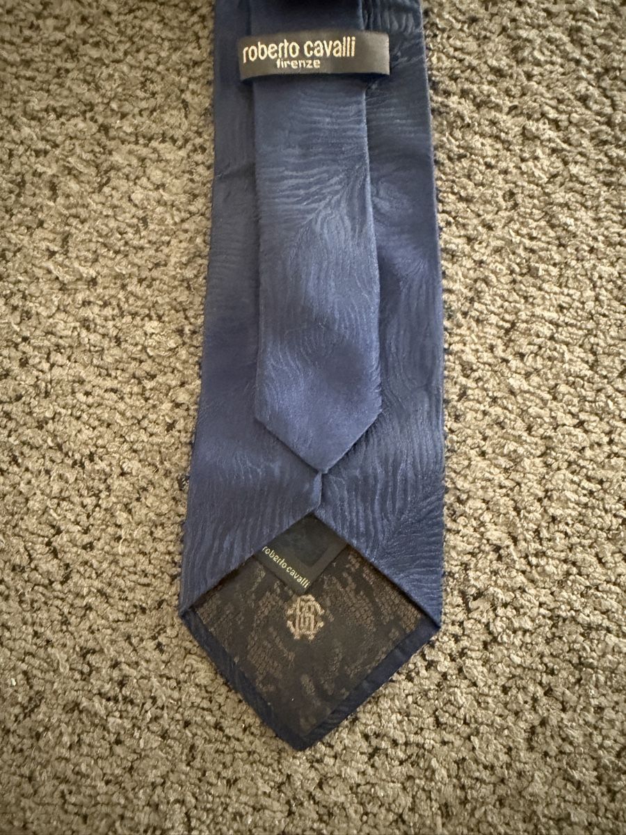 Krawatten: Roberto Cavalli Tie Navy Patterned Silk Good Condition – Gebraucht aus Wetzikon ZH von Vatani 1