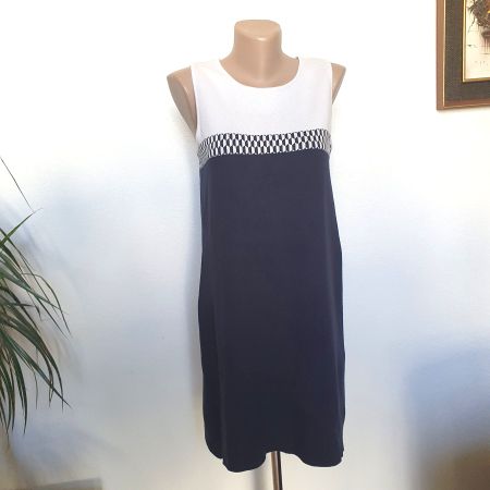 Élégante Robe sans manche- Maille de Luxe – Gr. M