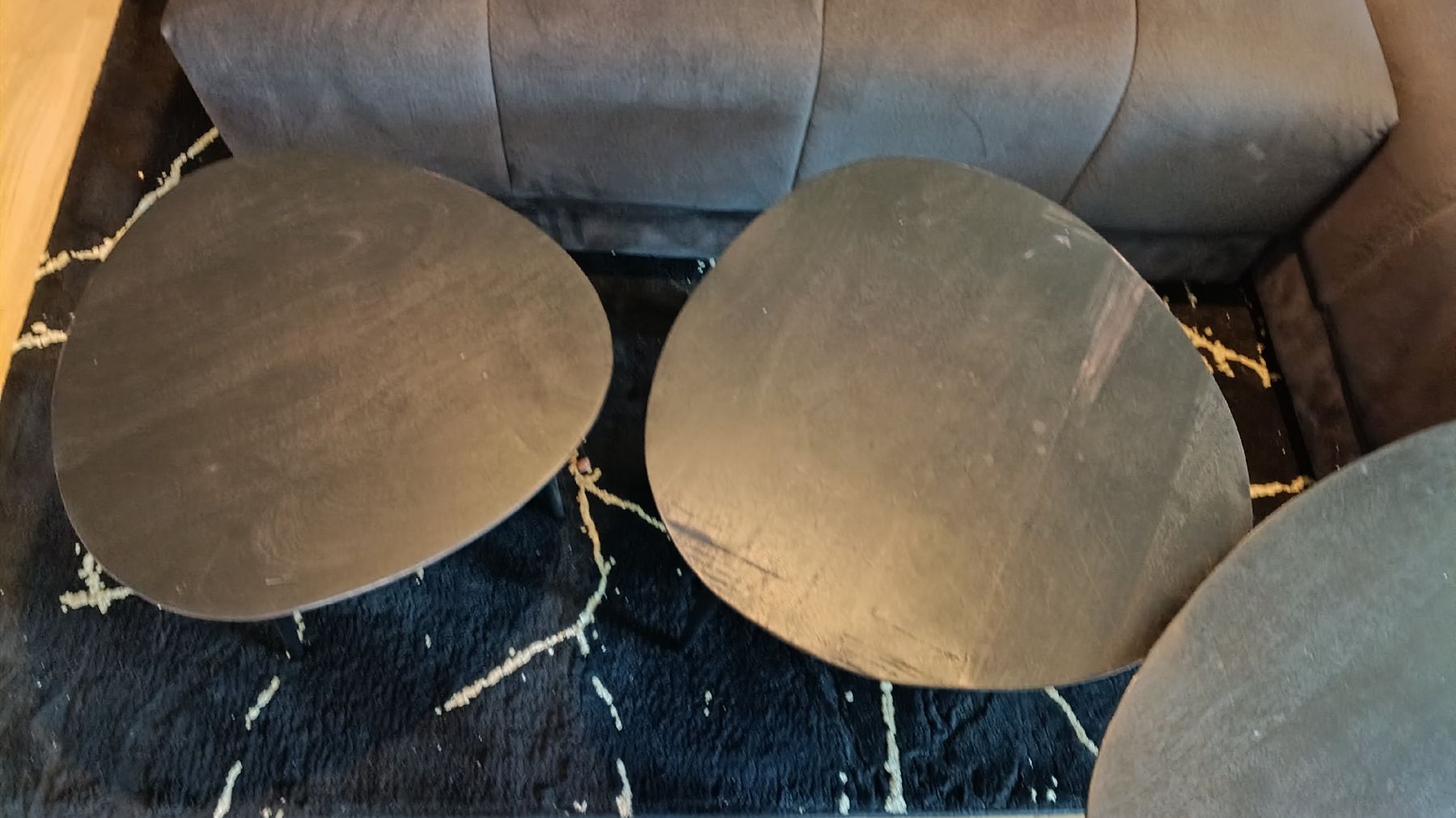 Set di tavolo e panche: Tv Tische – Usato da Emmenbrücke venduto da melanietheler 2