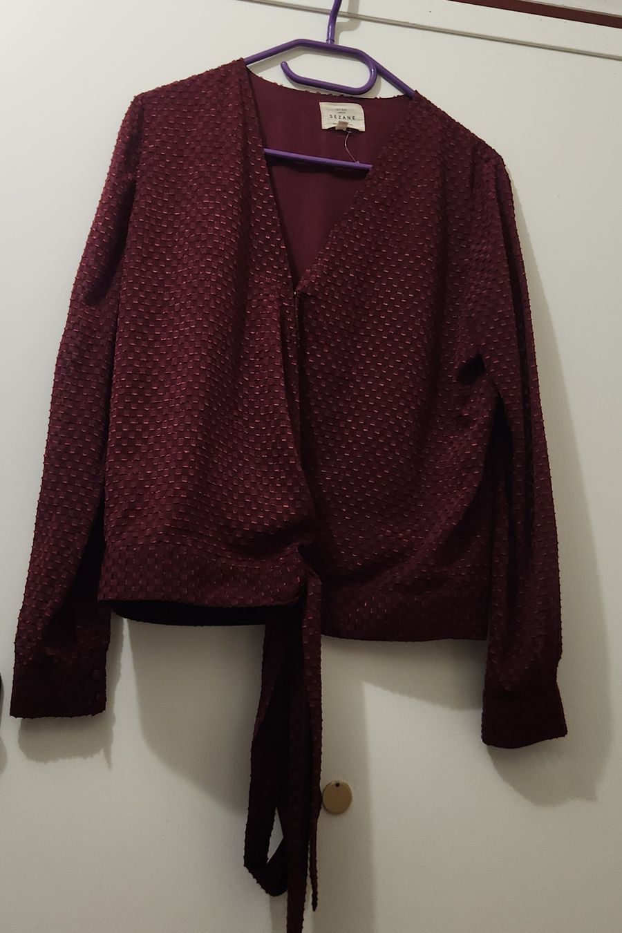 Sezane Chemisiers: Blouse Sézane bordeaux taille 42 – D'occasion à Niedergösgen par Eva2410