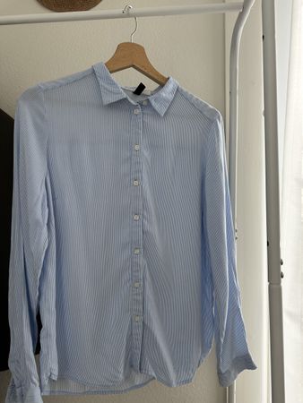 Chemise bleue H&M, taille 36.