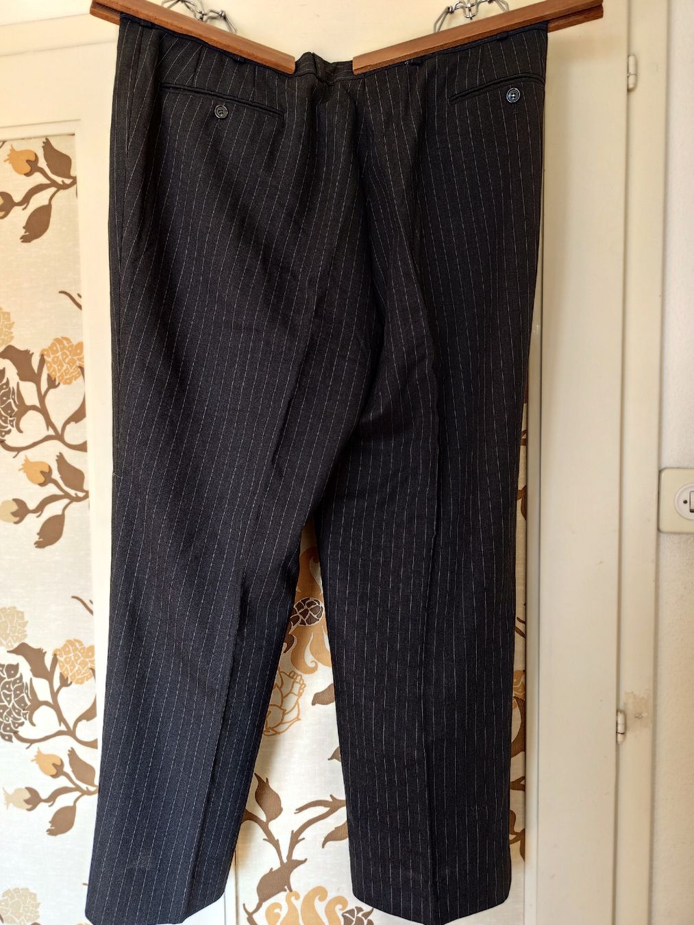 Anzüge: Élégant costume rayé 3 pièces – Gebraucht aus Montreux von prl_z2lr 5