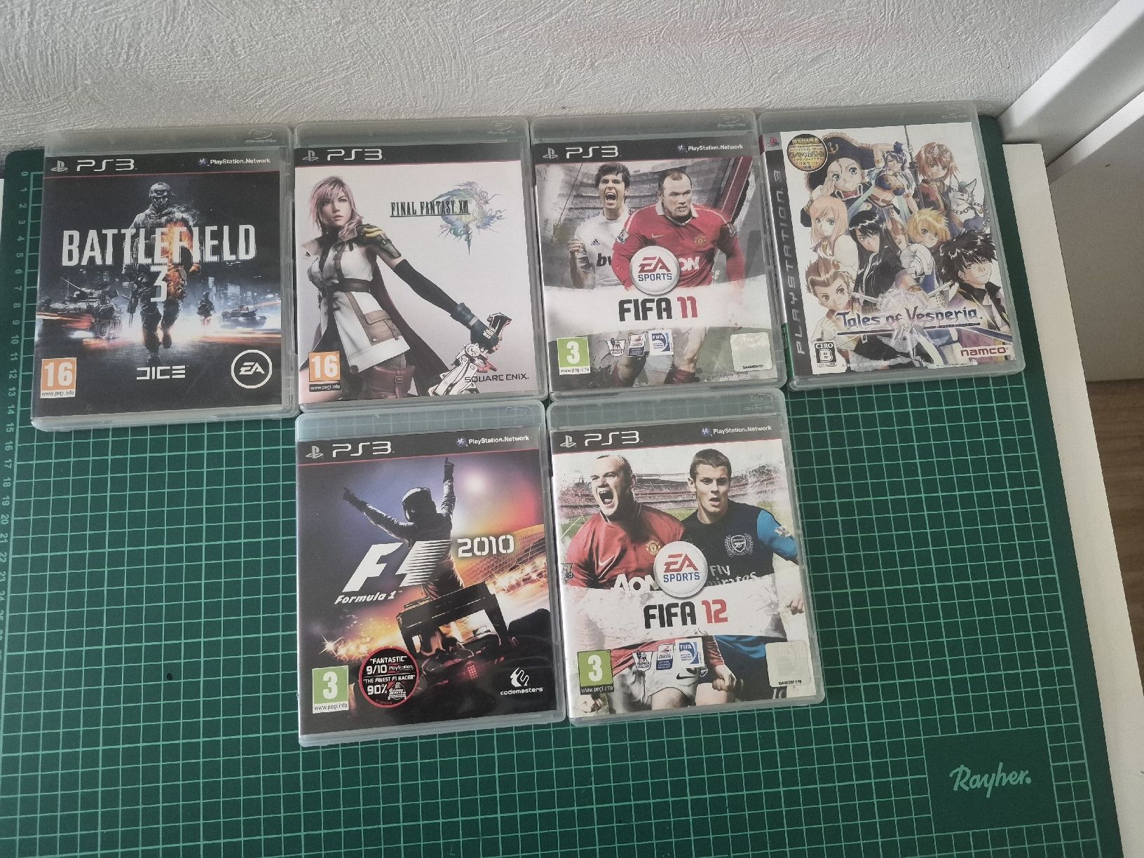 Sony Konsolen: Playstation 3 Final Fantasy XIII edition Console Bundle 250G – Gebraucht aus Meyrin von Retro-GZ 9