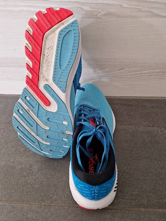 Brooks Scarpe da donna: Brooks Launch GTS 10 W, gr. 39 – Usato da Dübendorf venduto da Olenaaa 1
