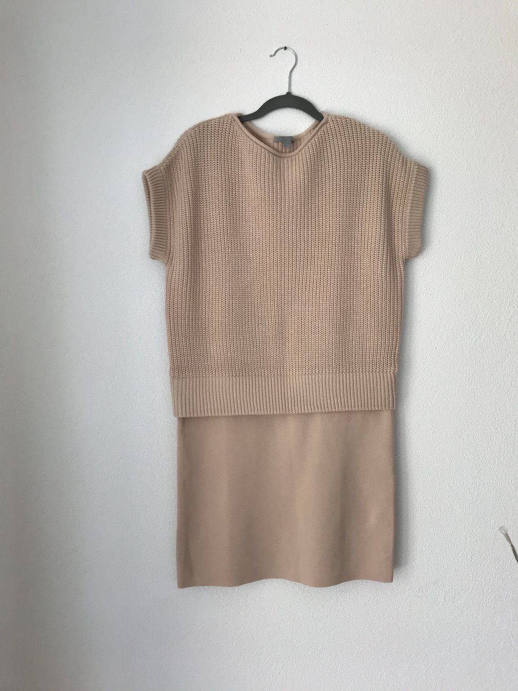 Cos Vestiti: Neu COS Kleid Wolle/Baumwolle Gr.M – Nuovo e nell'imballaggio originale da Felben-Wellhausen venduto da begean