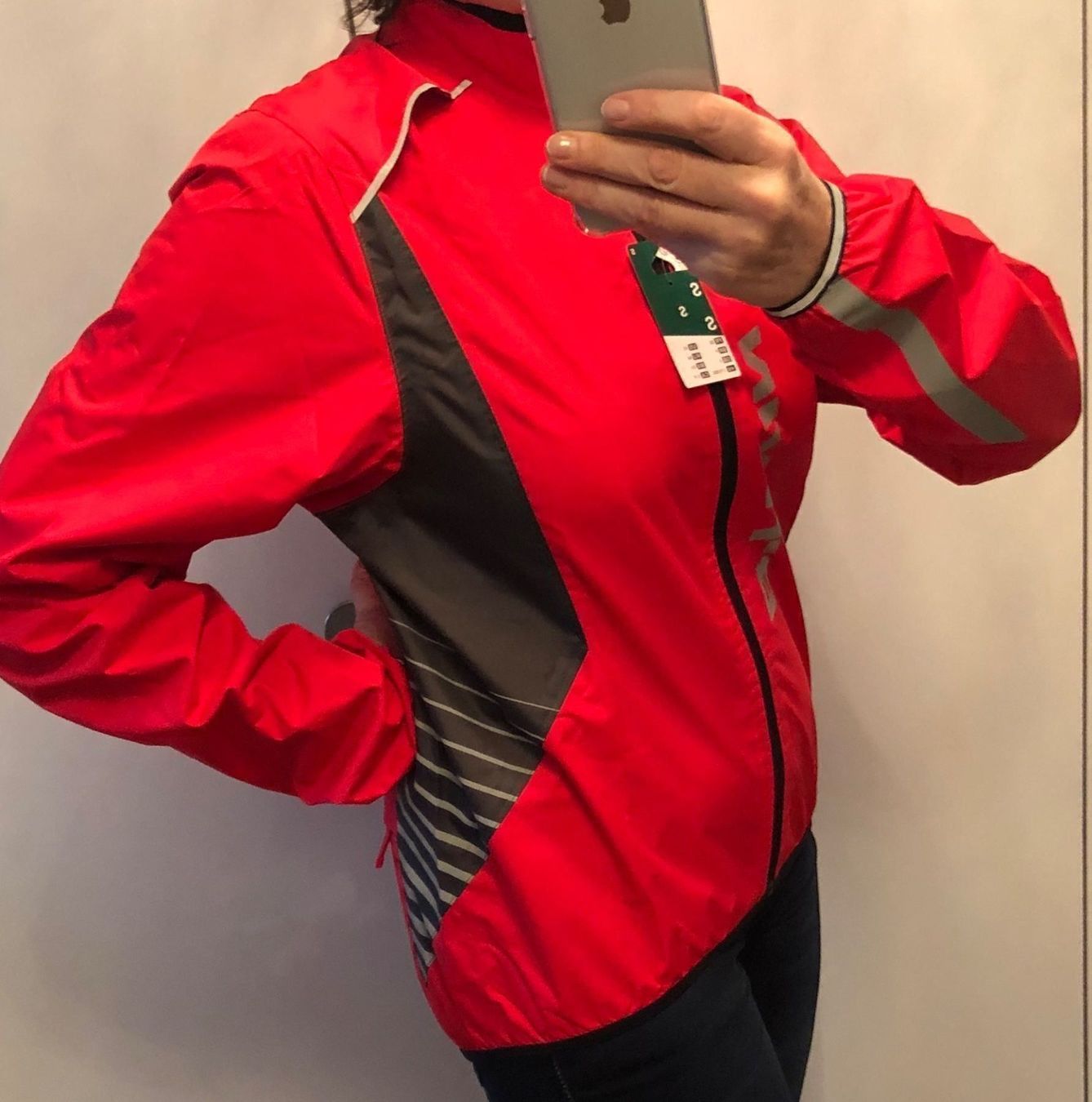 Giacche: Fahrrad Regenjacke Grösse M – Nuovo e nell'imballaggio originale da Adliswil venduto da Jessik0