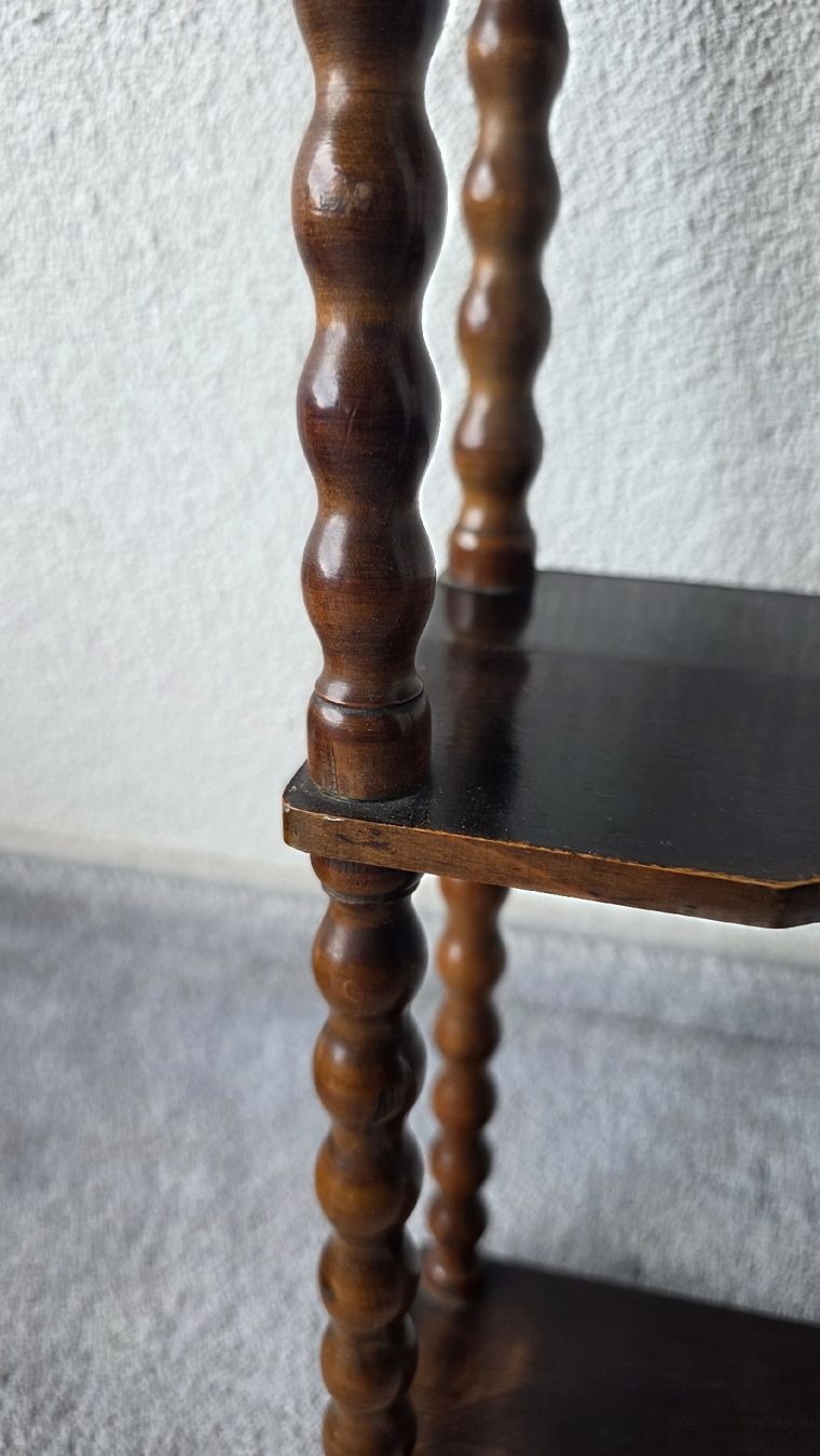 Regale: Wandregal Holz dunkel mit 3 Etagen – Gebraucht aus Gonten von reko12 1