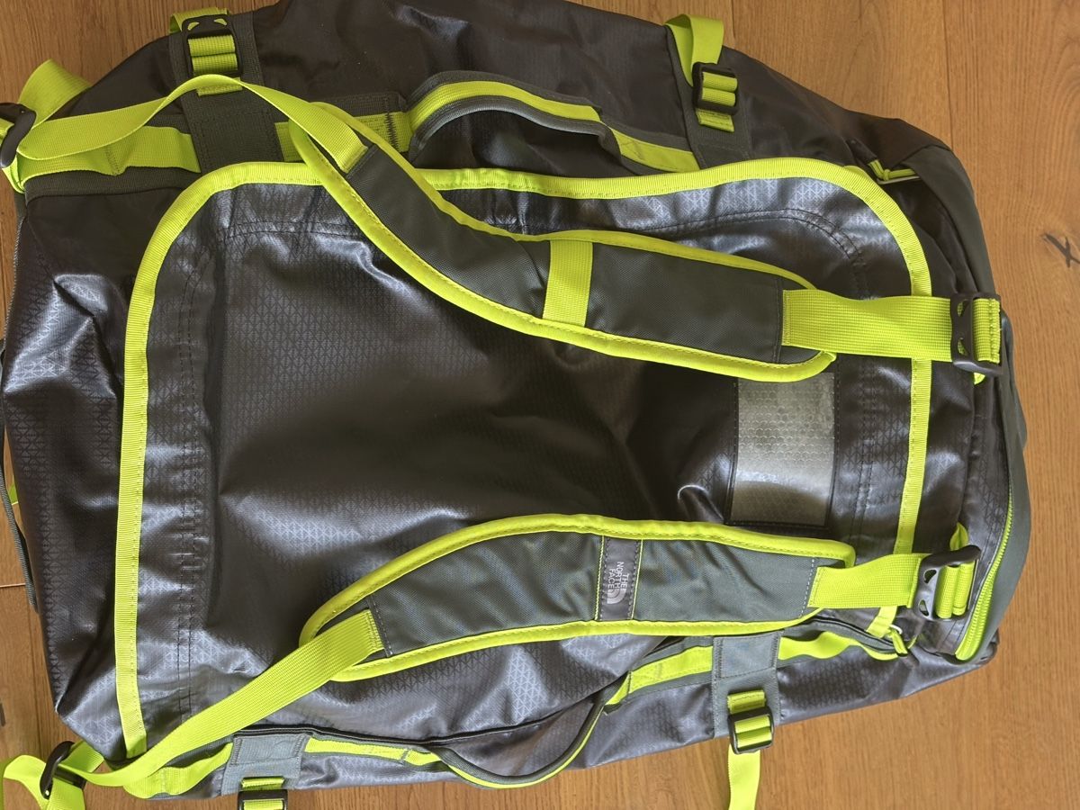 North Face Borse: North Face Duffel Bag Base Camp Grösse L – Usato da Hildisrieden venduto da chr_nj2h
