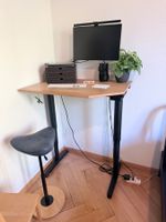 Höhenverstellbarer Schreibtisch schwarz / Buche
