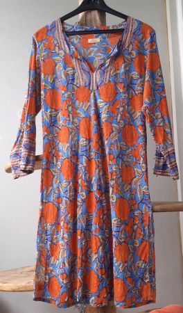 Sutti Tunika, S/M