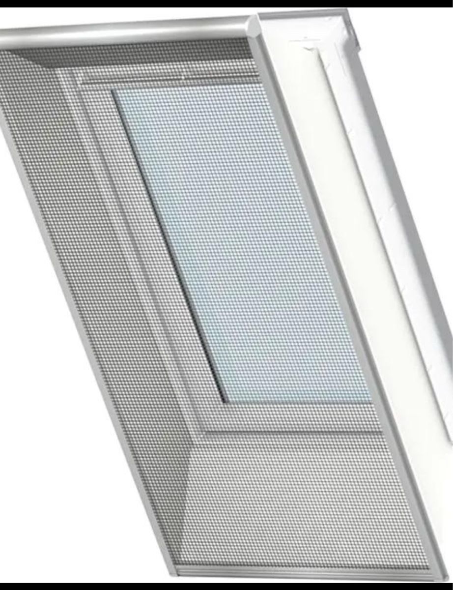 Fenster: Velux Insektenschutzrollo – Neu (gemäss Beschreibung) aus Wünnewil von mp1380