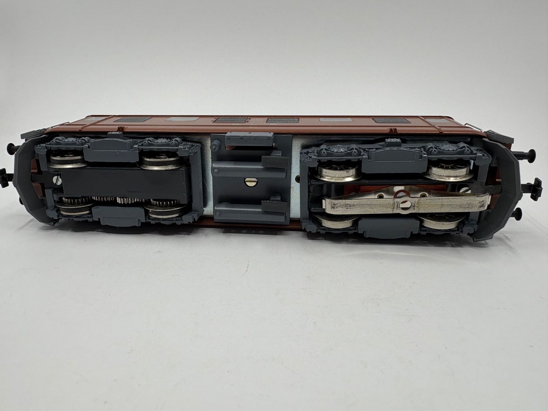 Hag Modellini di ferrovie: Hag BLS Ae 4/4 258 H0 – Usato da Forch venduto da Hanimann-Robinson 4