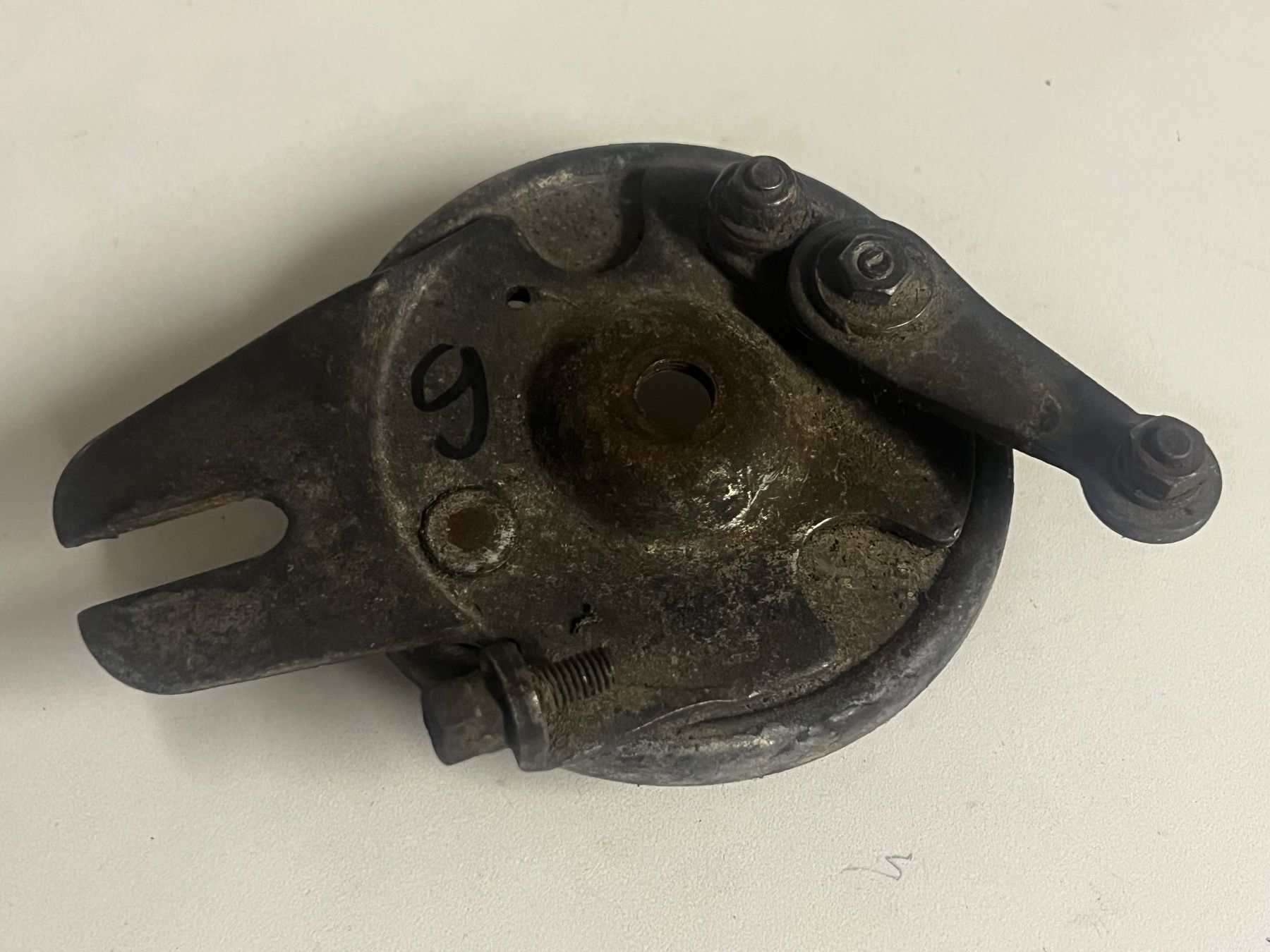 Sachs Parti ricambio per ciclomotori: 90 mm Bremsankerplatte hinten Puch Sachs Pony – Usato da Steffisburg venduto da FlorianJohner