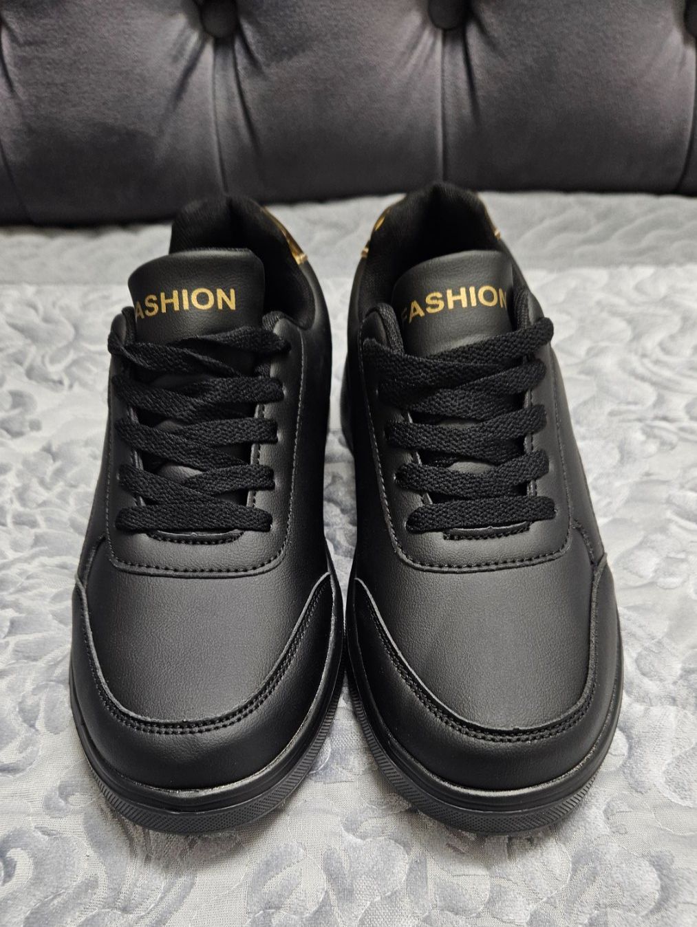 Scarpe da donna: Schöne Damen Sneaker Gr. 39 Neu – Nuovo e nell'imballaggio originale da Kreuzlingen venduto da RahMal 3