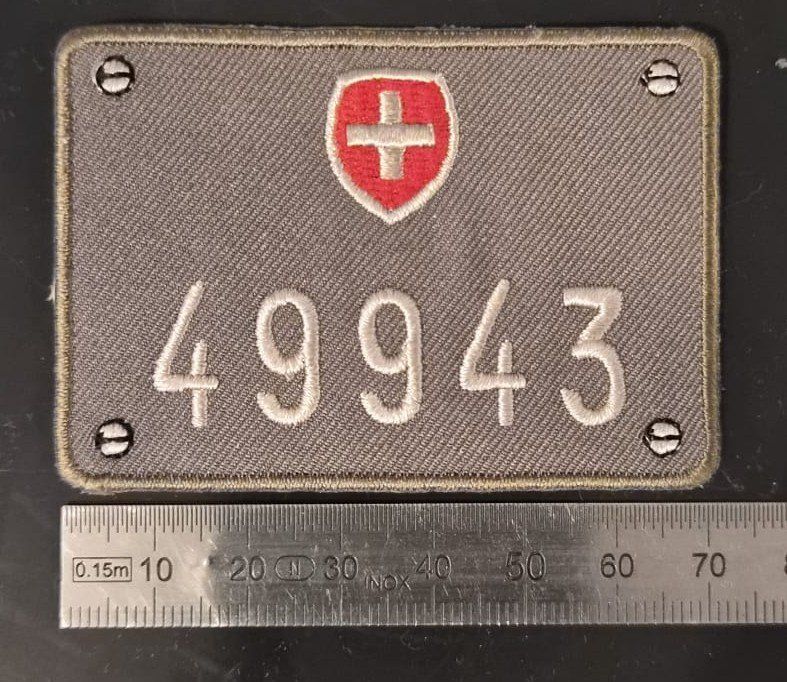 Plaquettes & Badges: patch "49943" armée – D'occasion à Genève par CRDNX