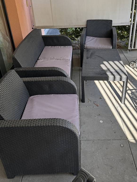 Tischset: Gartenmöbel wie Neu – Gebraucht aus Moosseedorf von mar_q7nl 1