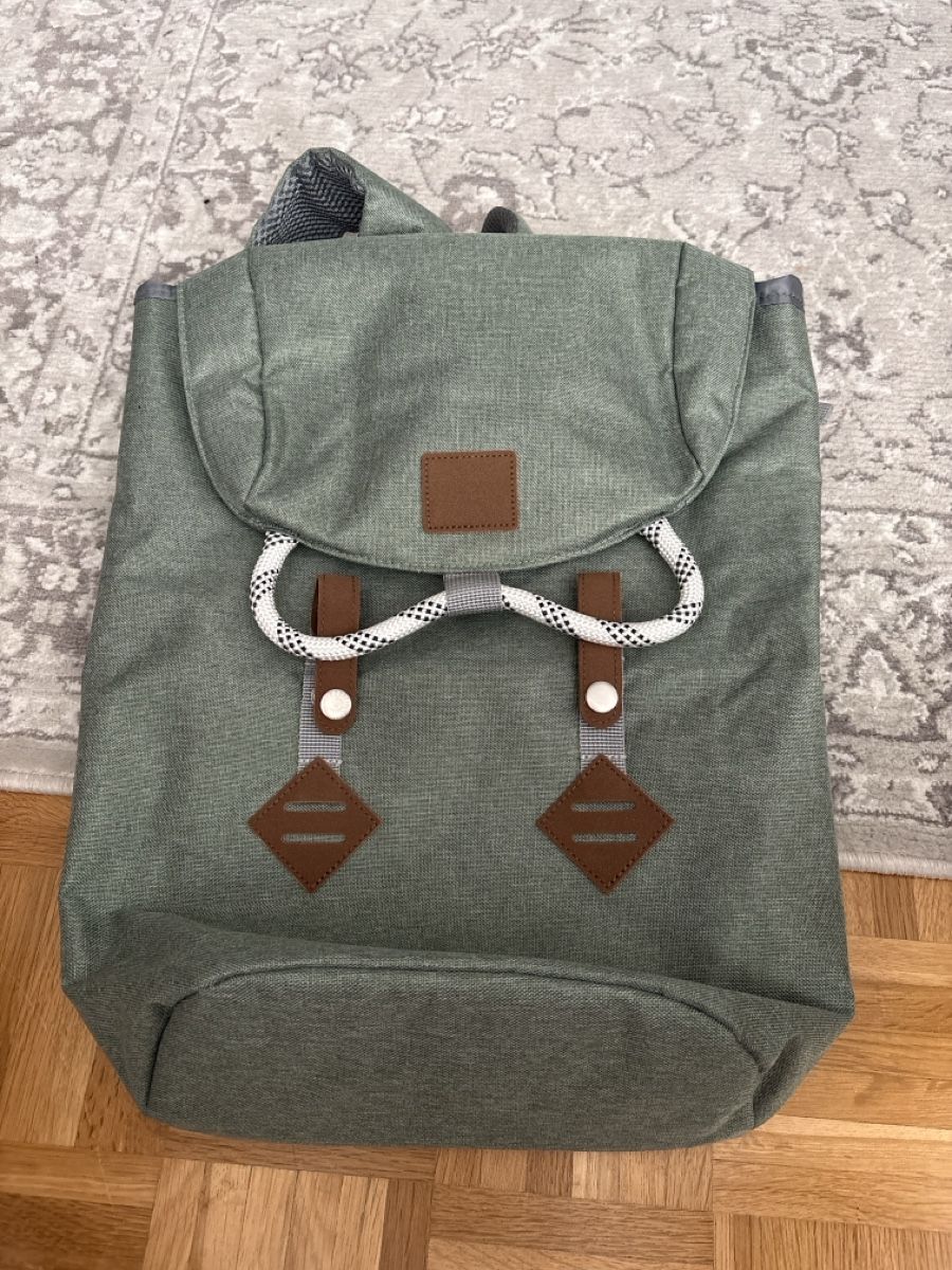 Zaini: Rucksack in grün – Nuovo (secondo la descrizione) da Luzern venduto da lil_zd5g
