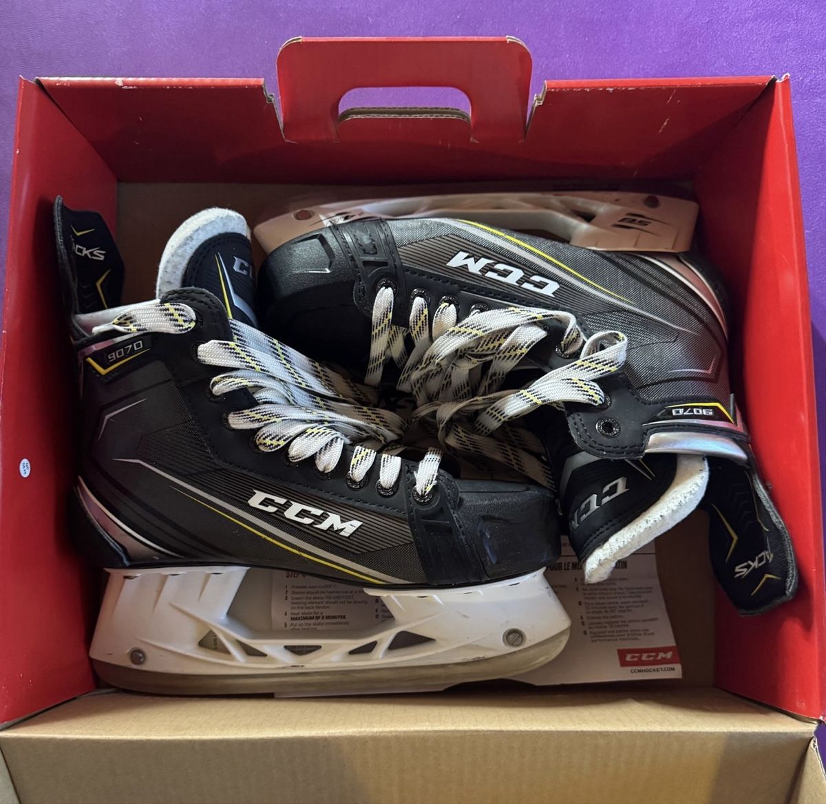 Ccm Pattini da ghiaccio: CCM Tacks 9070 SR – Nuovo (secondo la descrizione) da Altstätten SG venduto da Comolution