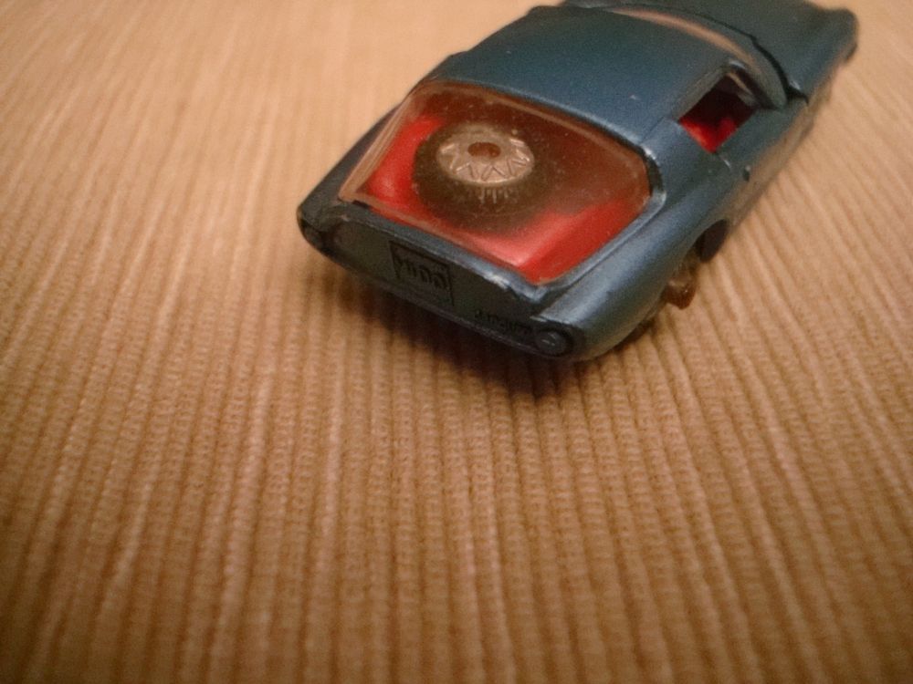 Politoys Alfa Romeo Giulia 1600 - Miniature 1/43 - Vintage Rouge - État Correct