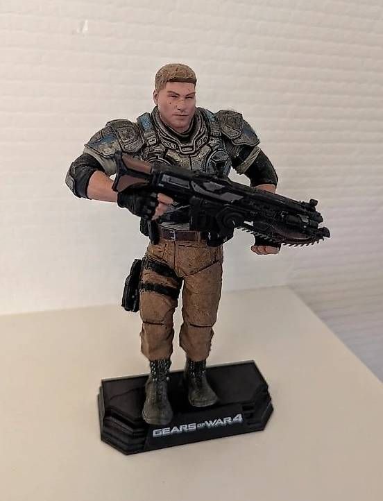 Figuren: Action figure Gear of War – Gebraucht aus Gravesano von suc_8dhv