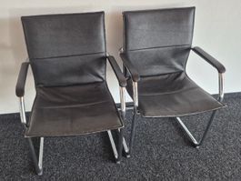 Konferenz Stühle schwarz Kunstleder Chrom