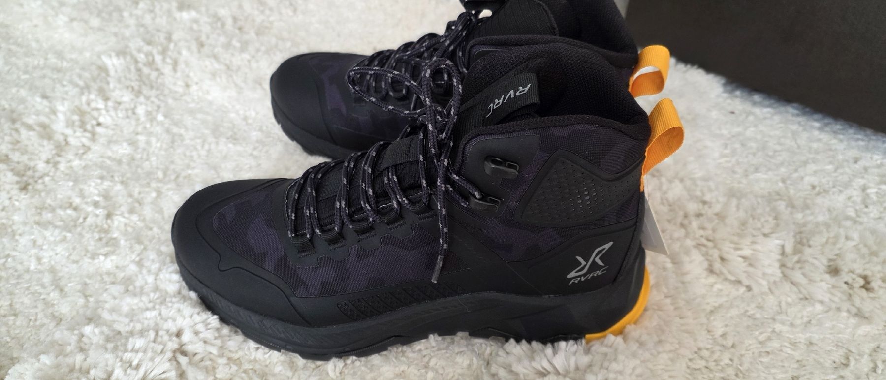 Scarpe da uomo: Revolutionrace Wanderschuh Grösse 42 – Nuovo e nell'imballaggio originale da Adliswil venduto da sushipeti 2