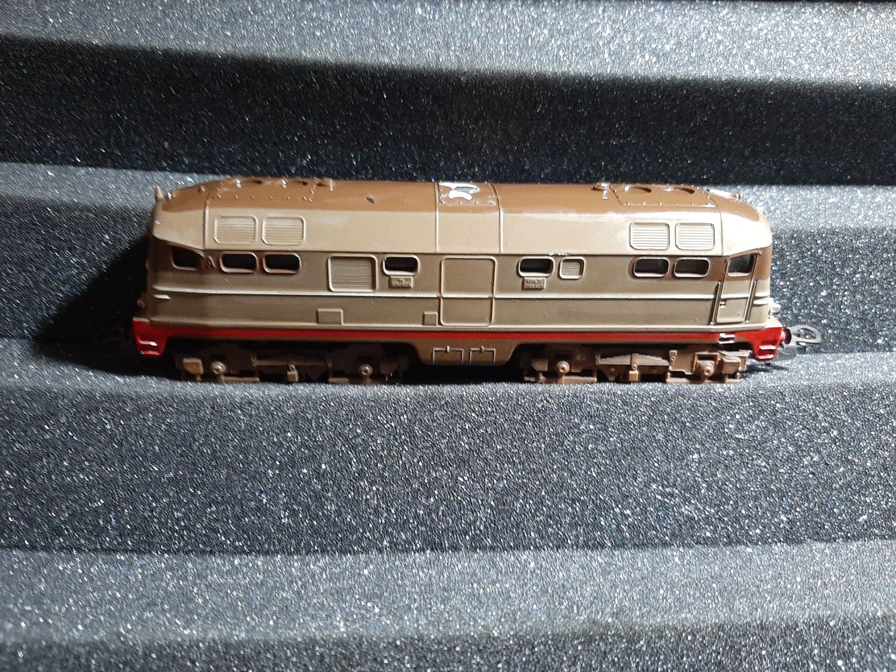 Lima Modelleisenbahnen: LIMA REF.4 – Gebraucht aus Avully von RIVALIS 1