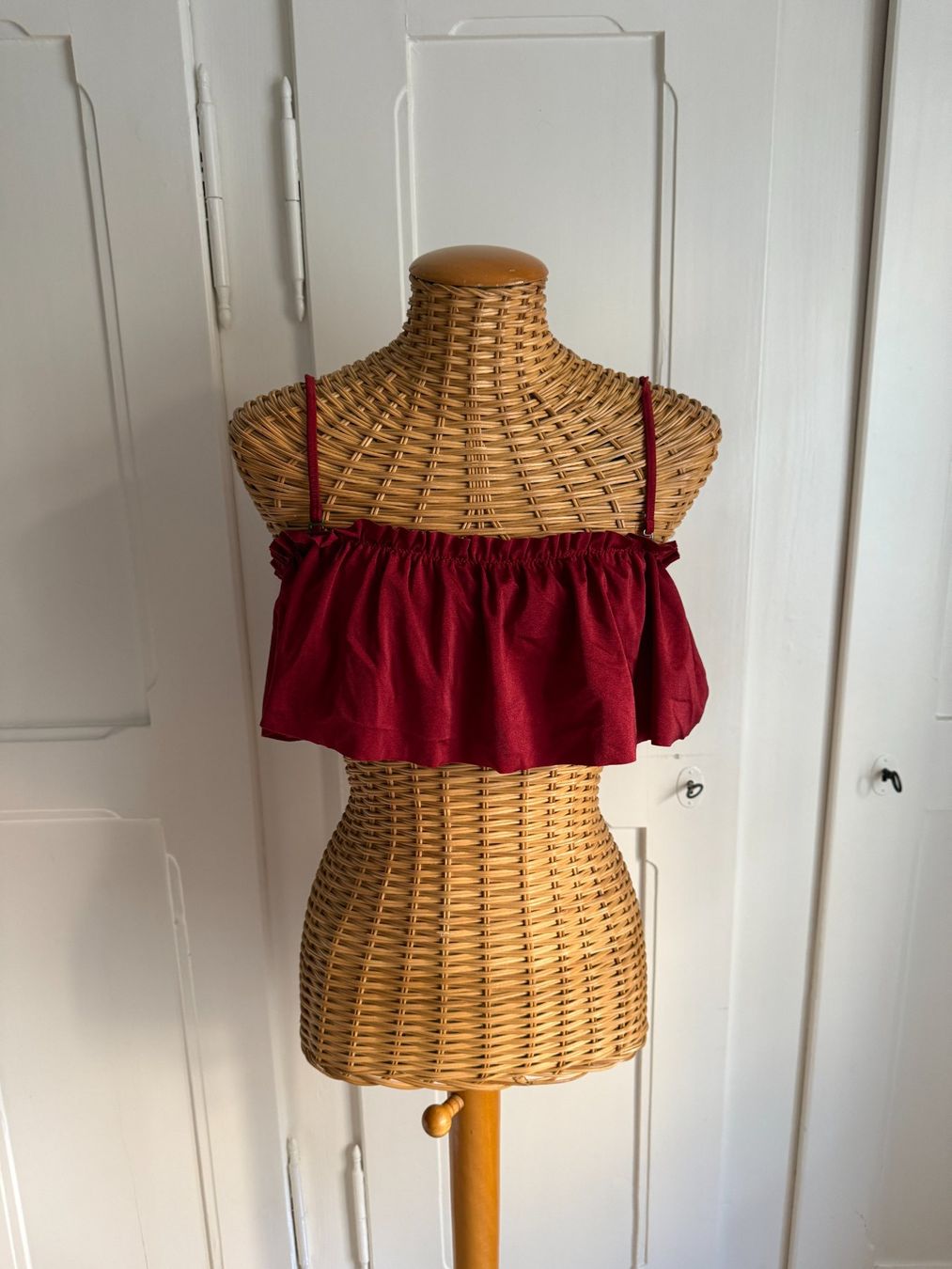 Costumi da bagno & Bikini: MINKPINK - Bikini Oberteil purpurrot M – Usato da Zürich venduto da Diazaio